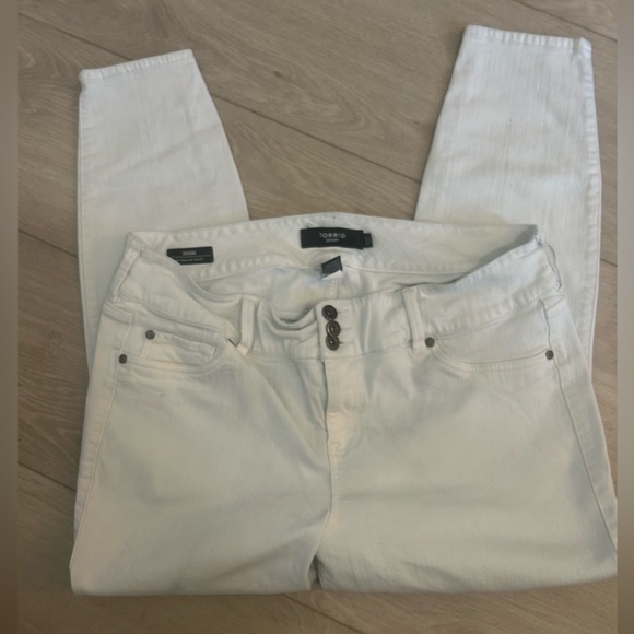torrid Denim - Torrid Women's White Skinny Jeans